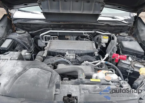 2022 Subaru Ascent Premium из США, поврежденный, VIN 4S4WMAED2N3416701